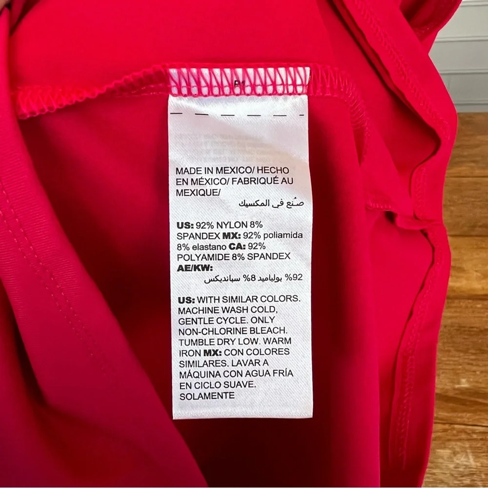 NWT! Chico’s Maraschino Cherry Pink Tank Top Sleeveless Boxy Microfiber Size XL - Picture 4 of 11